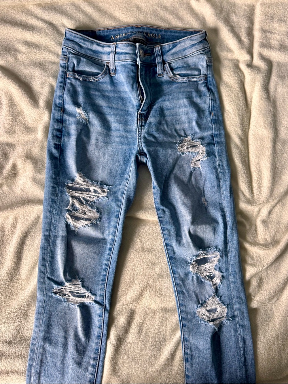 American Eagle Distressed Skinny Jeans